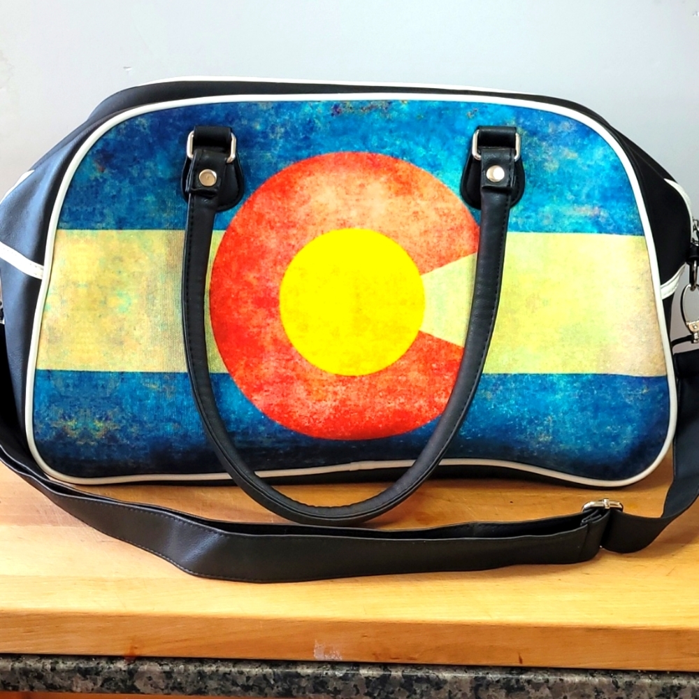 Robin Ruth Colorful Weekender Bag